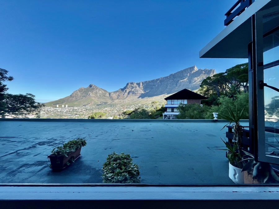 1 Bedroom Property for Sale in Tamboerskloof Western Cape